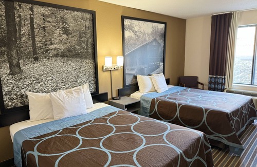 Columbia Hotel | Super 8 by Wyndham Columbia Clark Lane