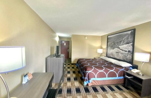 Conway Hotel | Super 8 by Wyndham Conway