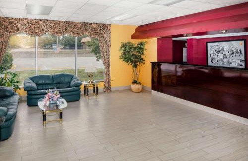 Gaffney Hotel | Super 8 by Wyndham Gaffney
