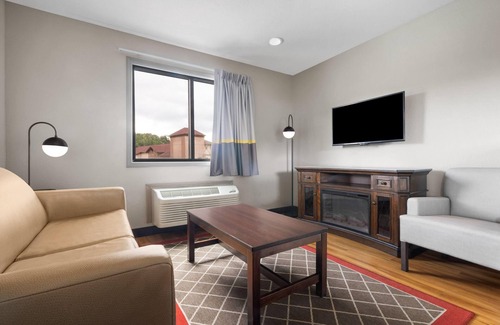 Helen Hotel | Super 8 by Wyndham Helen
