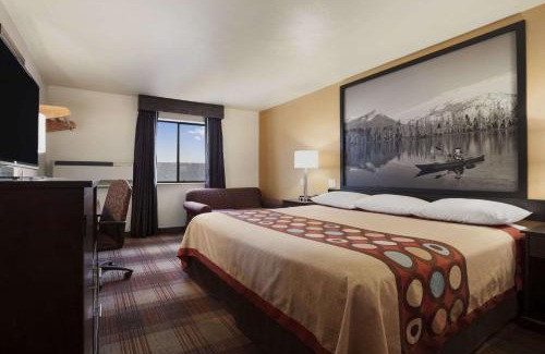 Idaho Falls Hotel | Super 8 by Wyndham Idaho Falls