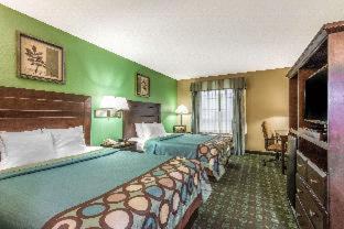 Lake Charles Hotel | Super 8 by Wyndham Lake Charles/Sulphur
