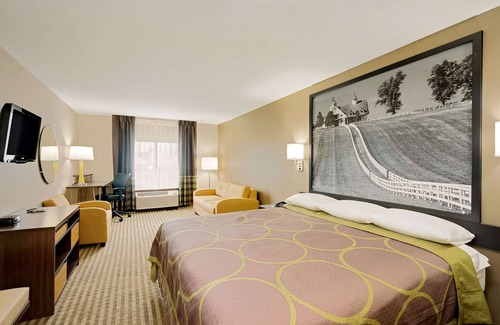 Lexington Hotel | Super 8 by Wyndham Lexington/Hamburg Area