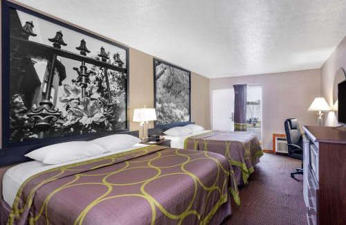 Locust Grove Hotel | Super 8 by Wyndham Locust Grove