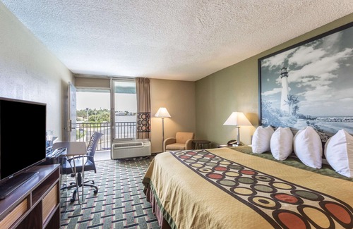 Ocala Hotel | Super 8 by Wyndham Ocala I-75