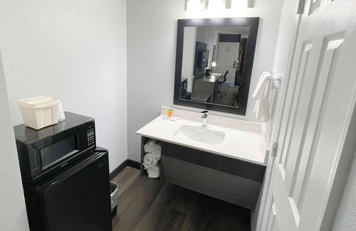 Pigeon Forge Hotel | Super 8 By Wyndham Pigeon Forge Downtown