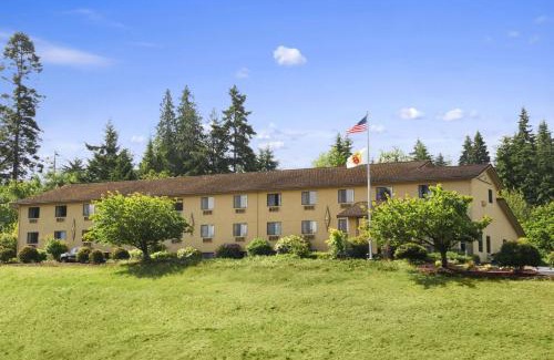 Port Angeles Hotel | Super 8 by Wyndham Port Angeles at Olympic National Park