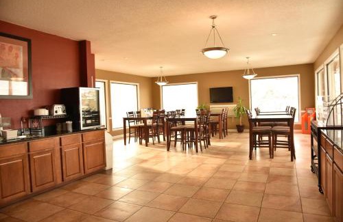 Rapid City Hotel | Super 8 by Wyndham Rapid City Rushmore Rd
