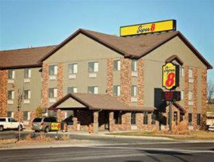 Sioux Falls Hotel | Super 8 by Wyndham Sioux Falls/41st Street
