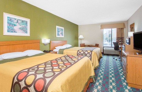 Arcadia Hotel | Super 8 by Wyndham Spartanburg/I-26 Exit 22