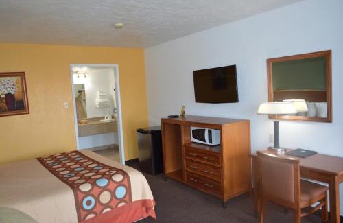 St. George Hotel | Super 8 by Wyndham St. George UT