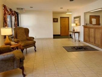 West Memphis Hotel | Super 8 by Wyndham West Memphis