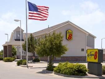 Windsor Hotel | Super 8 by Wyndham Windsor