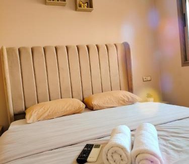 Luxus Apartamento | Super Apartement Totalement neuf et climatisé a coté du centre commercial Marjane M2