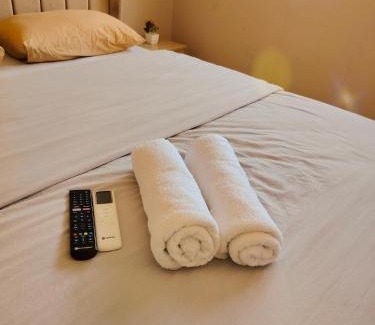 Luxus Apartamento | Super Apartement Totalement neuf et climatisé a coté du centre commercial Marjane M2