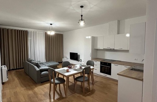 Tirana Apartamento | Super apartment with a view of the whole city, in komuna and Parisit area