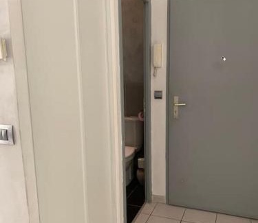 Alpes-Romans Apartamento | Super appartement arboré avec barbecue et parking