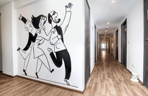 Sector 3 Hotel | Super Capital O Hotel Moody Inn