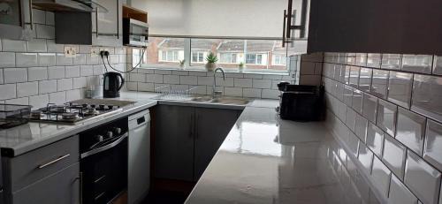 Luton Casa | Super Central Location-Station-Airport-Parking
