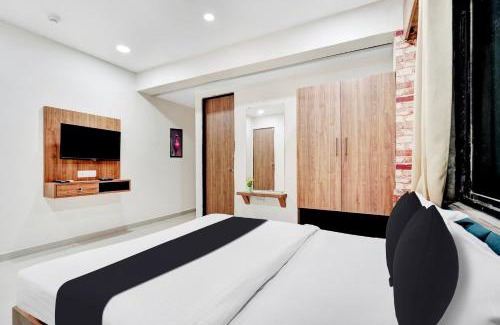 Gandhinagar Hotel | Super Collection O Kudasan Gandhinagar Formerly Hotel Royal Mansion