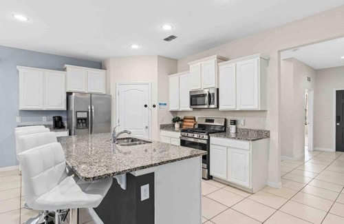 Loughman Casa | Super Comfy- 7BD 5 5BA Sleep s 22 w Amenities