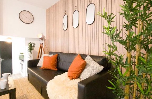 Splott Apartamento | Super Convenient Keyless Entry Two Bedroom Loft by Property Promise