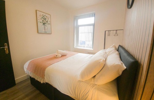 Splott Apartamento | Super Convenient Keyless Entry Two Bedroom Loft by Property Promise