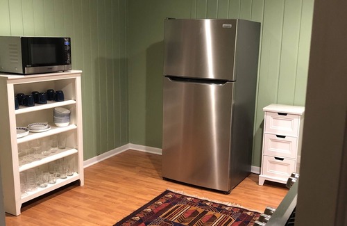 Muskegon Cabaña | Super Cute Cottage Close to Lake Michigan Beaches-Nestled in Beautiful Woods!