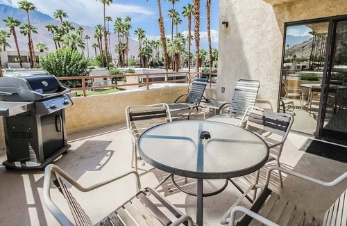Araby Commons Condominio | Super Deluxe Palm Springs Condo