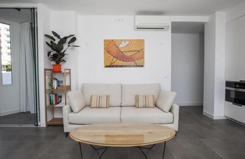 Centro de Nerja Apartamento | Super Front Line Modern New Apartm