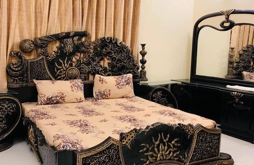 Karachi Casa | Super Golden Guest House