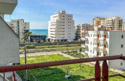 Shkembi i Kavajes Apartamento | Super Holiday 586