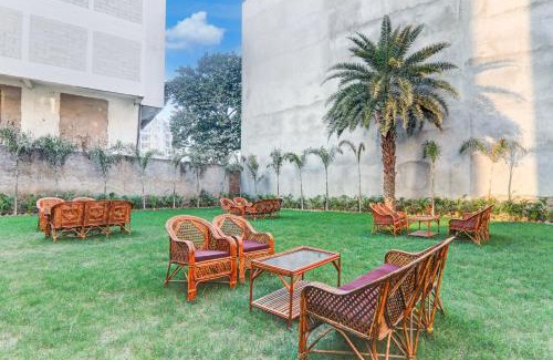 Mohangarh Hotel | Super Hotel O BBD Lucknow Formerly 7th Heaven