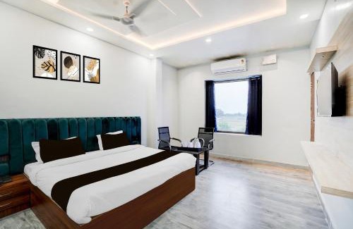 Varanasi Hotel | Super Hotel O Hanuman Gadi Formerly Alankar Lawn