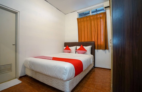 Pangkalpinang Casa | Super OYO 1844 Bravo Residence