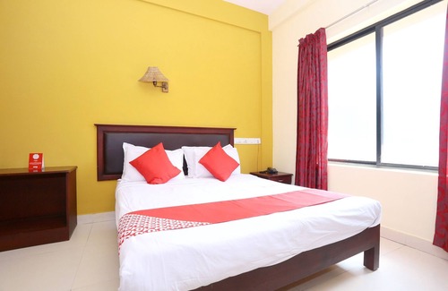 Onamthuruth Hotel | Super OYO 24453 Day Springs