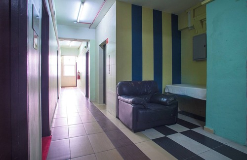 Kampung Selayang Pandang Hotel | Super OYO 89363 Casavilla Hotel