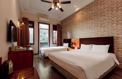 Trung Hoa Nhan Chinh Hotel | Super OYO Capital O 1173 Le Grand Hanoi Hotel - The Ruby