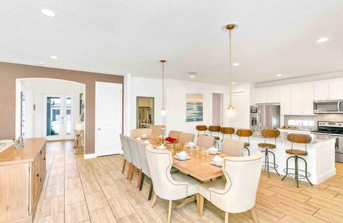Kissimmee Casa | Super Size - 11br Spacious Home w Pool HOT TUB