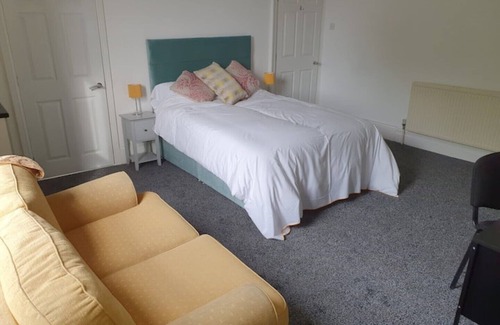 Huddersfield Cama Y Desayuno | Super Sized Family Room +ensuite