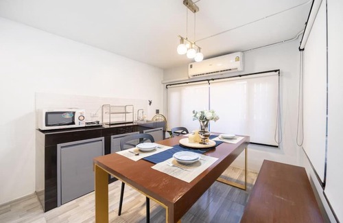 Khanna Yao Casa | Super Top apt in Bangkok
