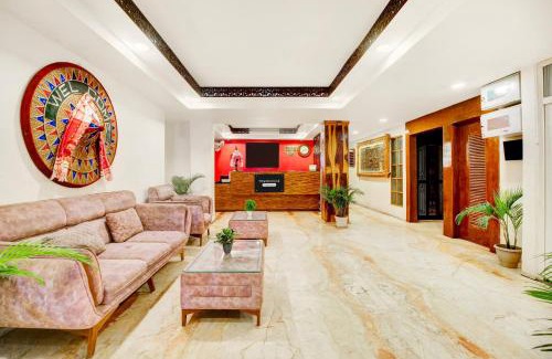 Sualkuchi Hotel | Super Townhouse Hatigaon Near Medicity Formerly Hotel Grand Majesty