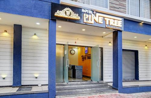 Indore Hotel | Super Townhouse Pine Tree