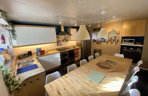 Lyme Regis Casa | Super warm, private, indoor pool - just for you! 5 Bedrooms, Rural Seaside