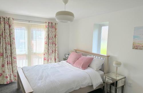 Derby Apartamento | Superb 2 bed 2 bathroom free parking