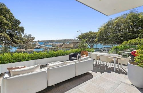 Rose Bay Apartamento | Superb 2-Bed Apartment Facing Rose Bay Marina