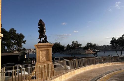 Valletta Apartamento | Superb 3 Bedroom Apartment in Valletta