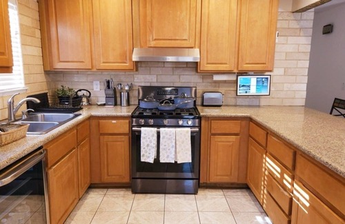 Sunrise Manor Casa | Superb 4-bedroom house in Las Vegas with AC, WiFi