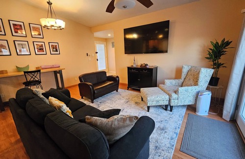 Sunrise Manor Casa | Superb 4-bedroom house in Las Vegas with AC, WiFi
