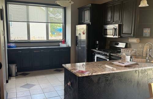 Big Lake Casa | Superb 5-bedroom house in Big Lake in friendly, safe neighborhood.